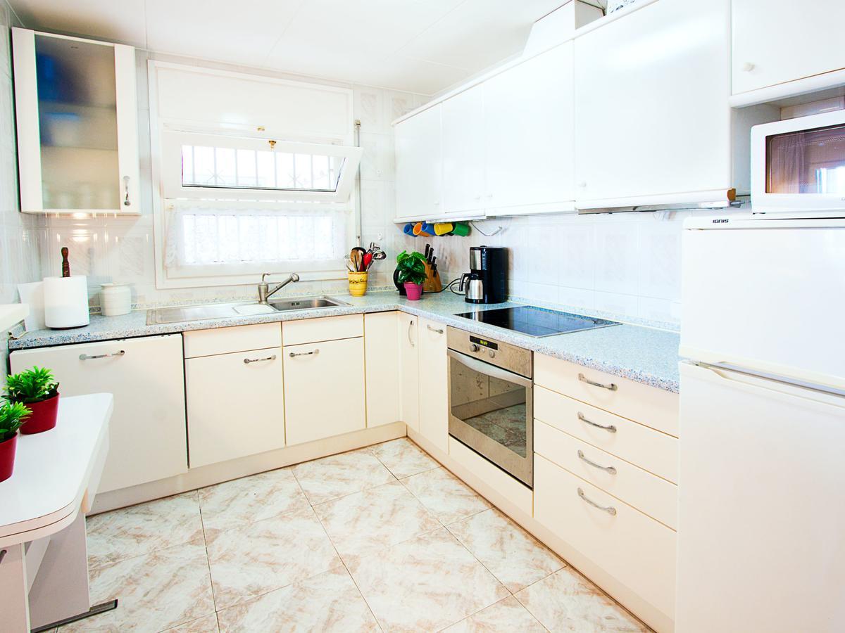 Holiday Home Requesens Canal Empuriabrava Ngoại thất bức ảnh